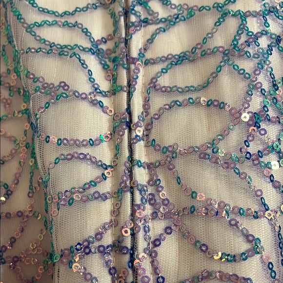 Sweet Kids Girls Lavender Purple and Blue Dress Size 7 silver design on waiste - Picture 10 of 13